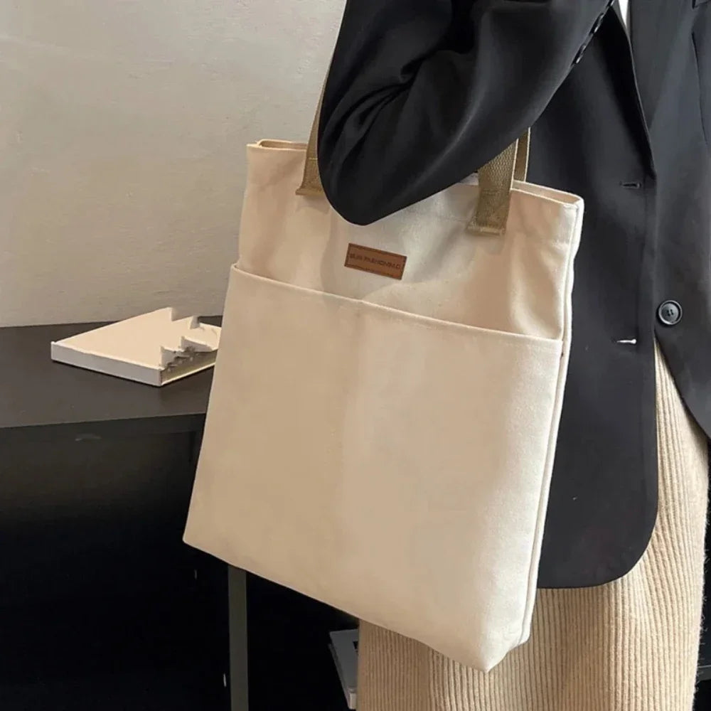 Luna Essential Canvas Tote