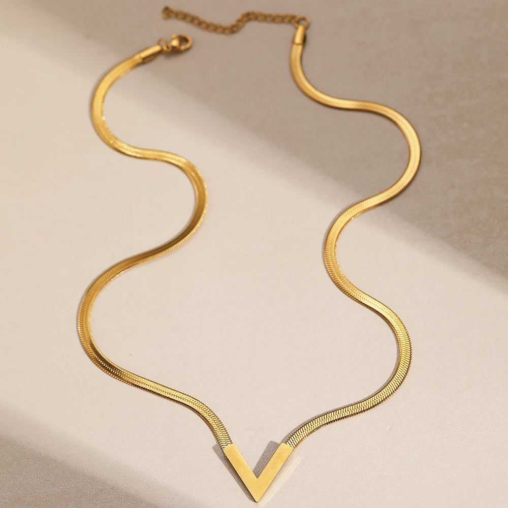 Vera Bold Choker
