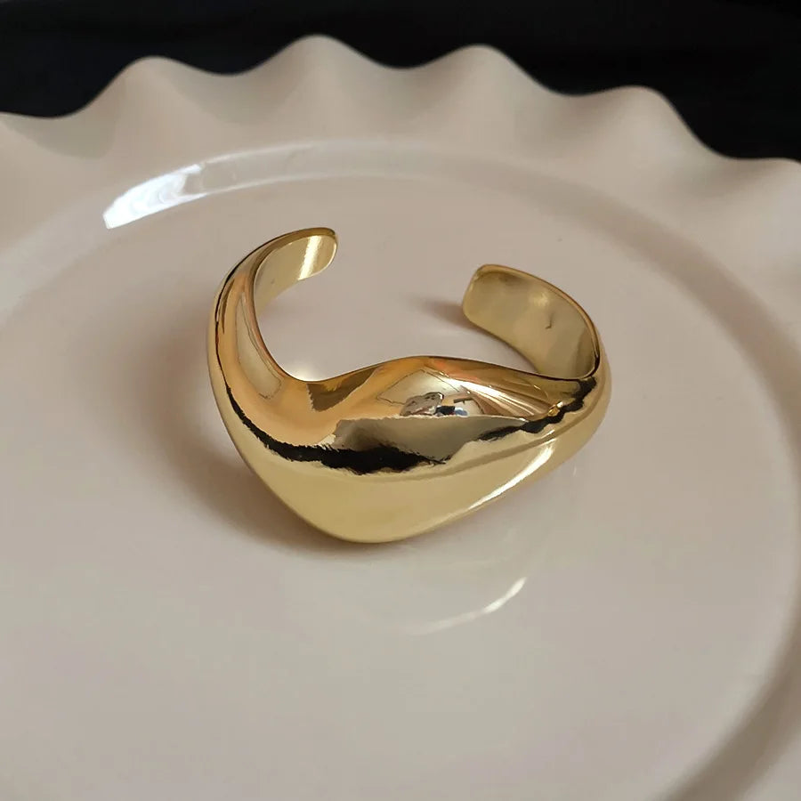 Sculpture Wave Cuff